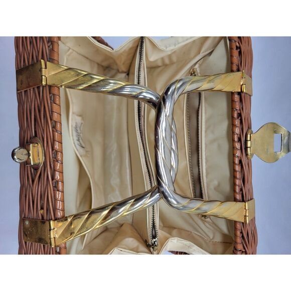 Vintage faux wicker Gabrielle Purse - Picture 5 of 12